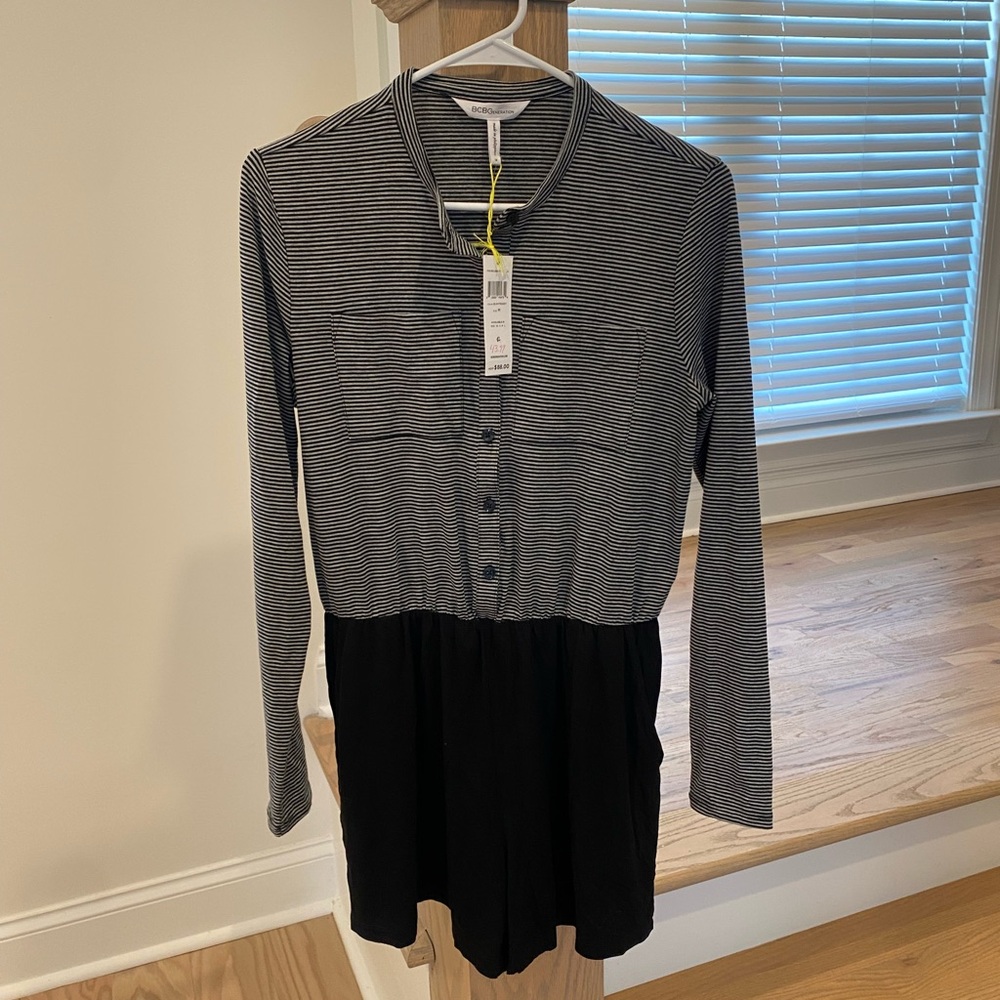 BCBGeneration Black and Gray Striped Long Sleeve Tunic Romper